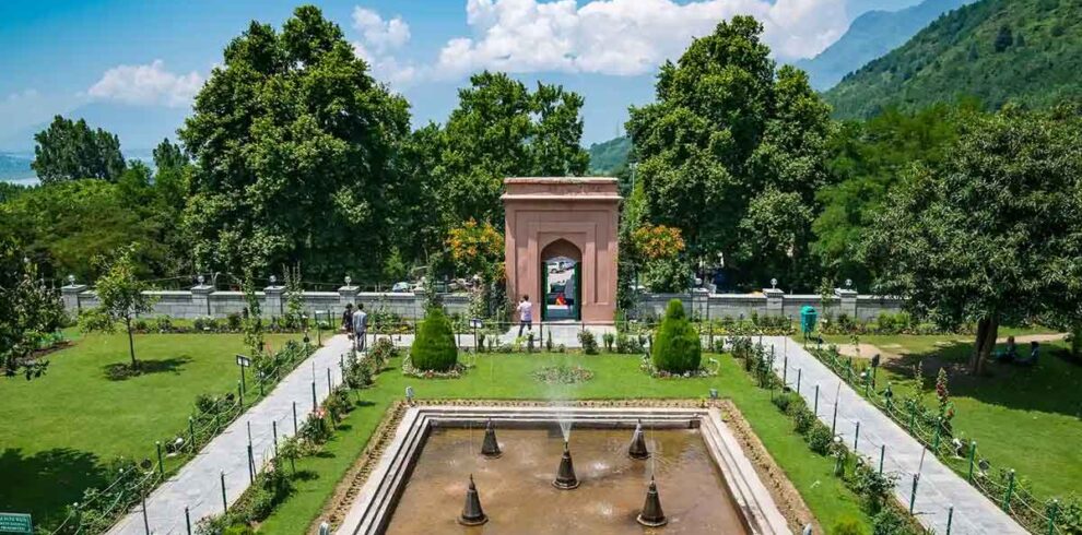 mughal-gardens-srinagar